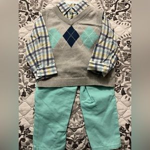 NWT Children’s Place 12-18 Months 2 Piece Set